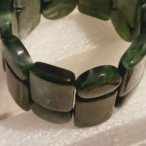 Polished Dark Green Stone Stretch Bracelet - Women's Jewelry